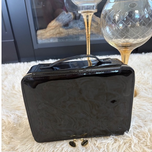 YSL Yves Saint Laurent Beaute Black Patent Leather Makeup Cosmetic Case NWOT - Picture 1 of 10